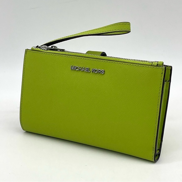 Michael Kors Large Continental Wallet Wristlet - Picture 3 of 7